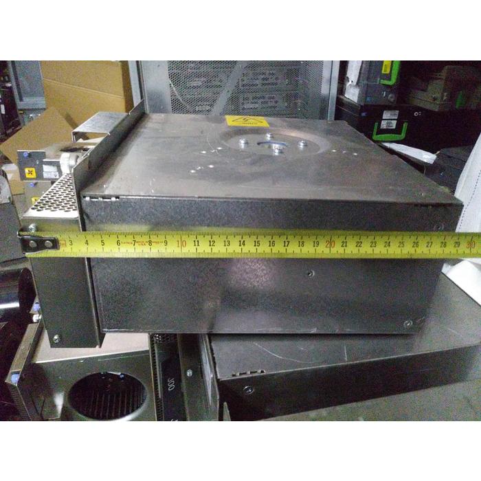 Turbina IBM 28.7cm x 27.5cm x 14.3cm 200v 2.0A