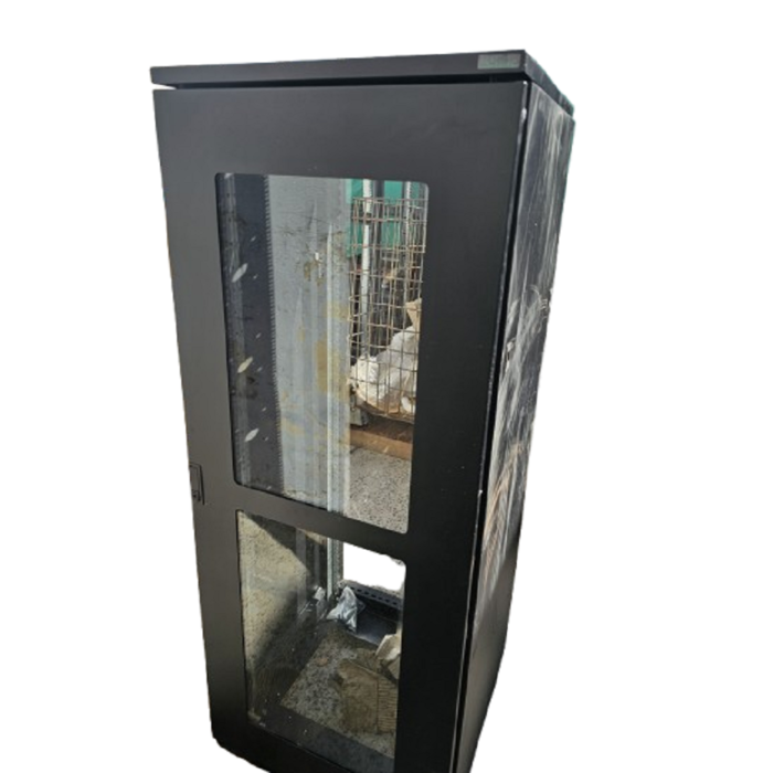 Rack con Puerta Alto 154cm x Profundidad 61cm x Frente 60cm