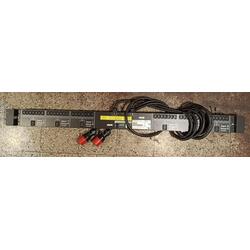 PDU inteligente con display LCD - 1 - 42 x C13 6 x C19 trifásica 24 kVA nominal 